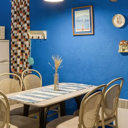 Casa Blava * Orriols