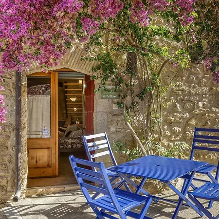 Casa Blava بيت للعطل